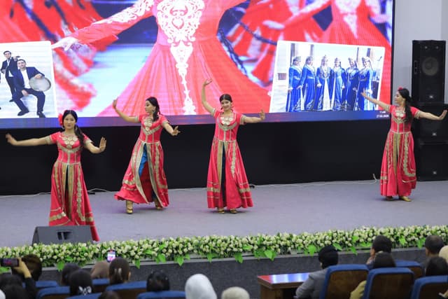 “Raqslarda dunyo jilosi” — san’at va milliy qadriyatlar uyg‘unlashgan betakror konsert dasturi