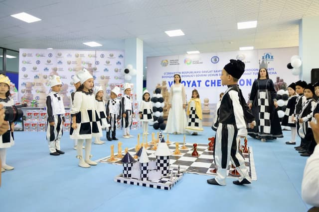 Andijonnda nogironligi bo‘lgan fuqarolar o‘rtasida shaxmat chempionatiga start berildi